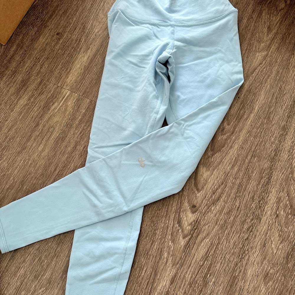 Light blue alo leggings